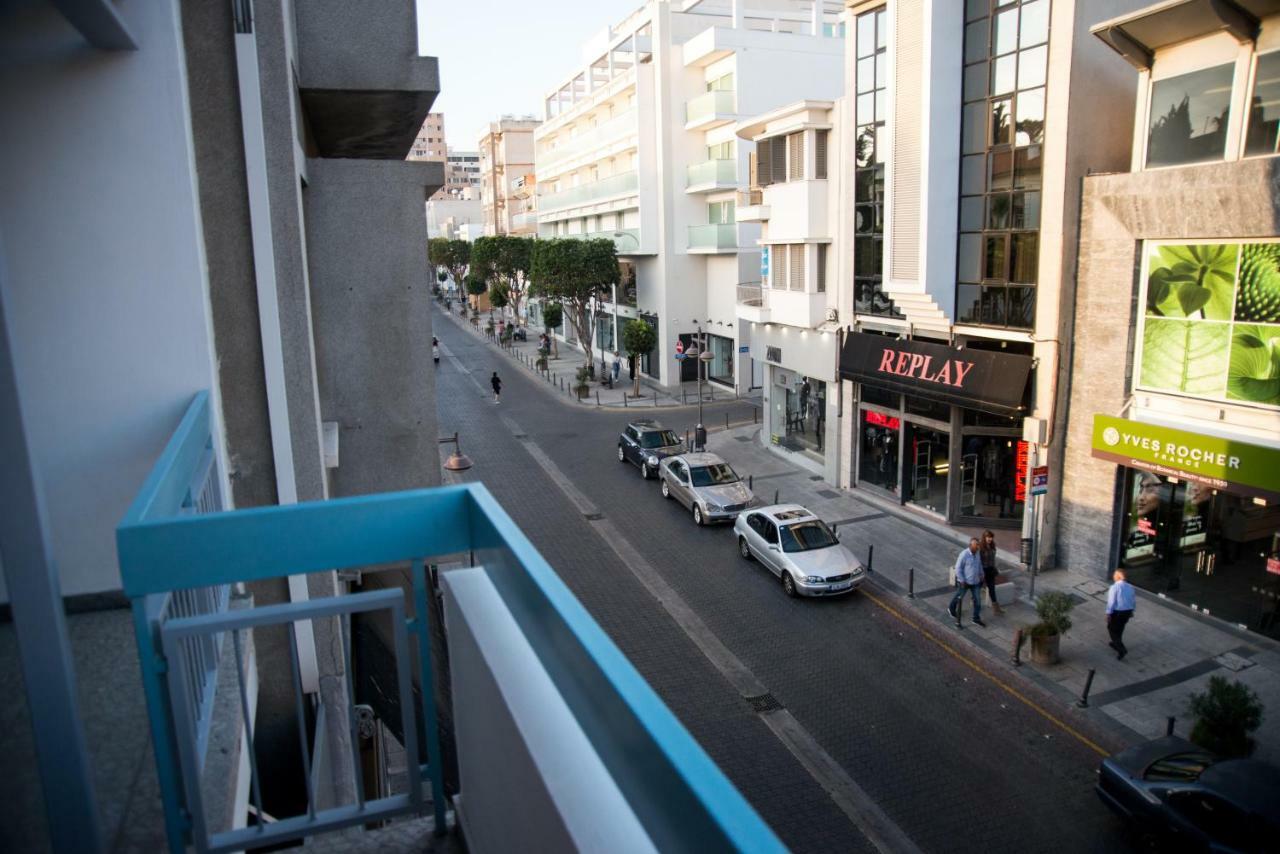 At The Very Heart Of Limassol Centre, Ap. 201 Buitenkant foto